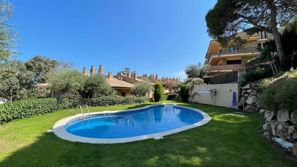 Residencial Bella Donna Lux House, Jacuzzi Y Piscina Privada Casa vacanze Lloret de Mar